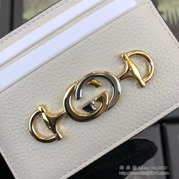 GUCCI古馳錢包 2019新款 Zumi系列 粒面皮革 互扣式G馬銜扣 卡包 570679 米白  ydgq3291
